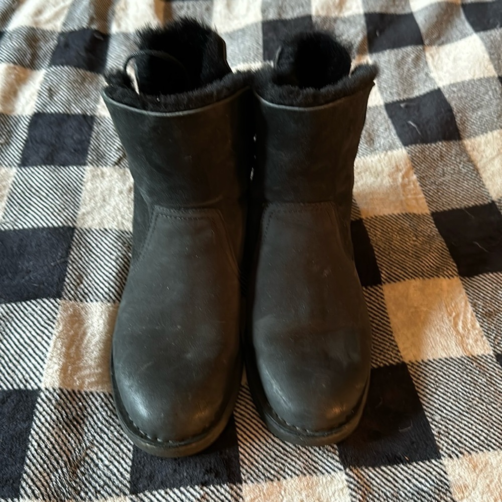 Black Uggs Short boots, women’s size 7.5.